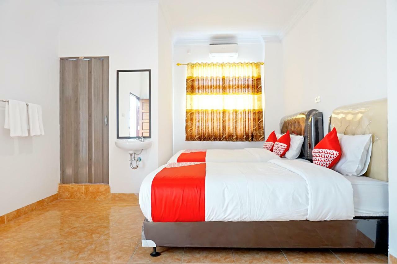Oyo 694 Khasanah Residence Пеканбару Екстериор снимка