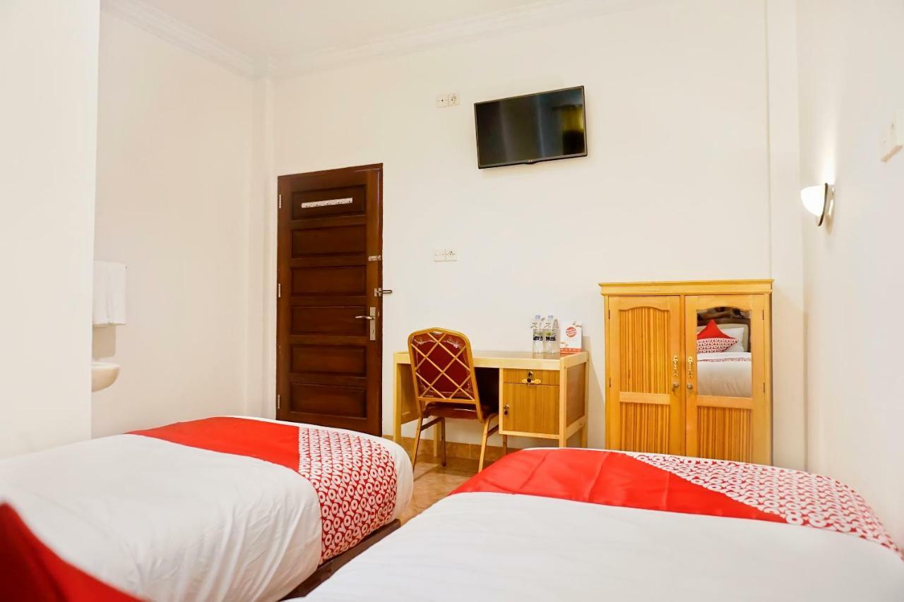 Oyo 694 Khasanah Residence Пеканбару Екстериор снимка
