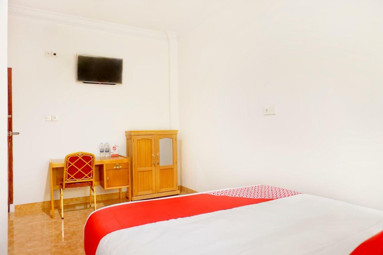 Oyo 694 Khasanah Residence Пеканбару Екстериор снимка