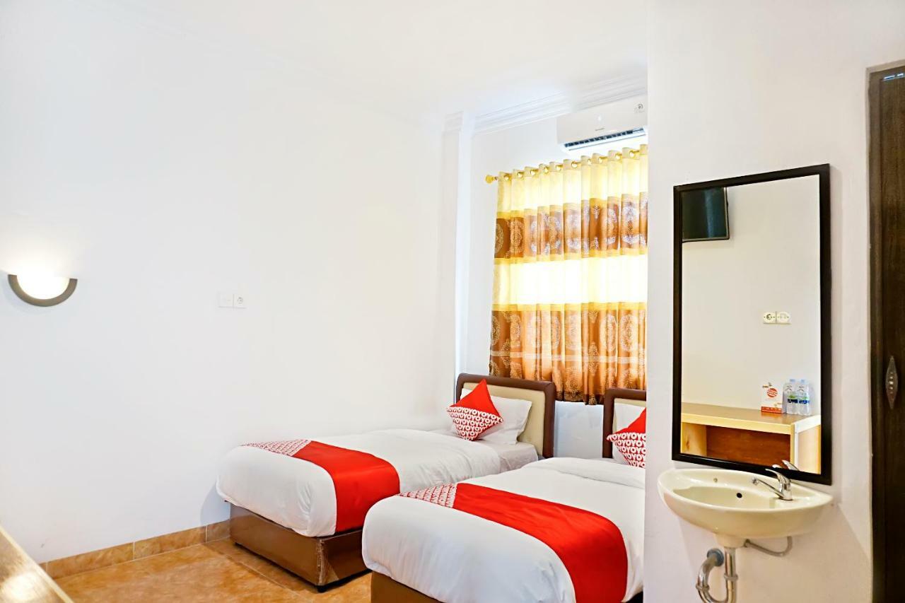 Oyo 694 Khasanah Residence Пеканбару Екстериор снимка