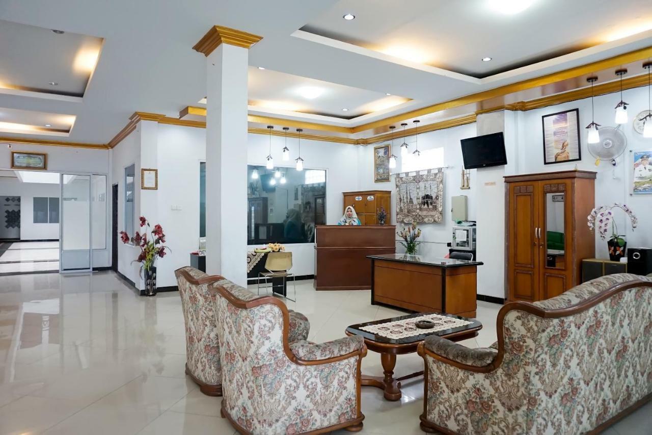 Oyo 694 Khasanah Residence Пеканбару Екстериор снимка