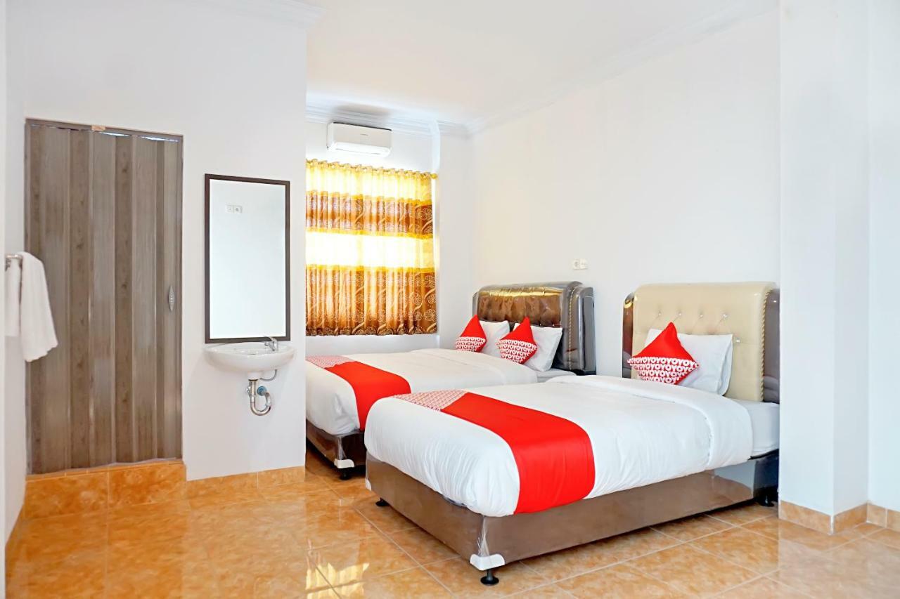 Oyo 694 Khasanah Residence Пеканбару Екстериор снимка