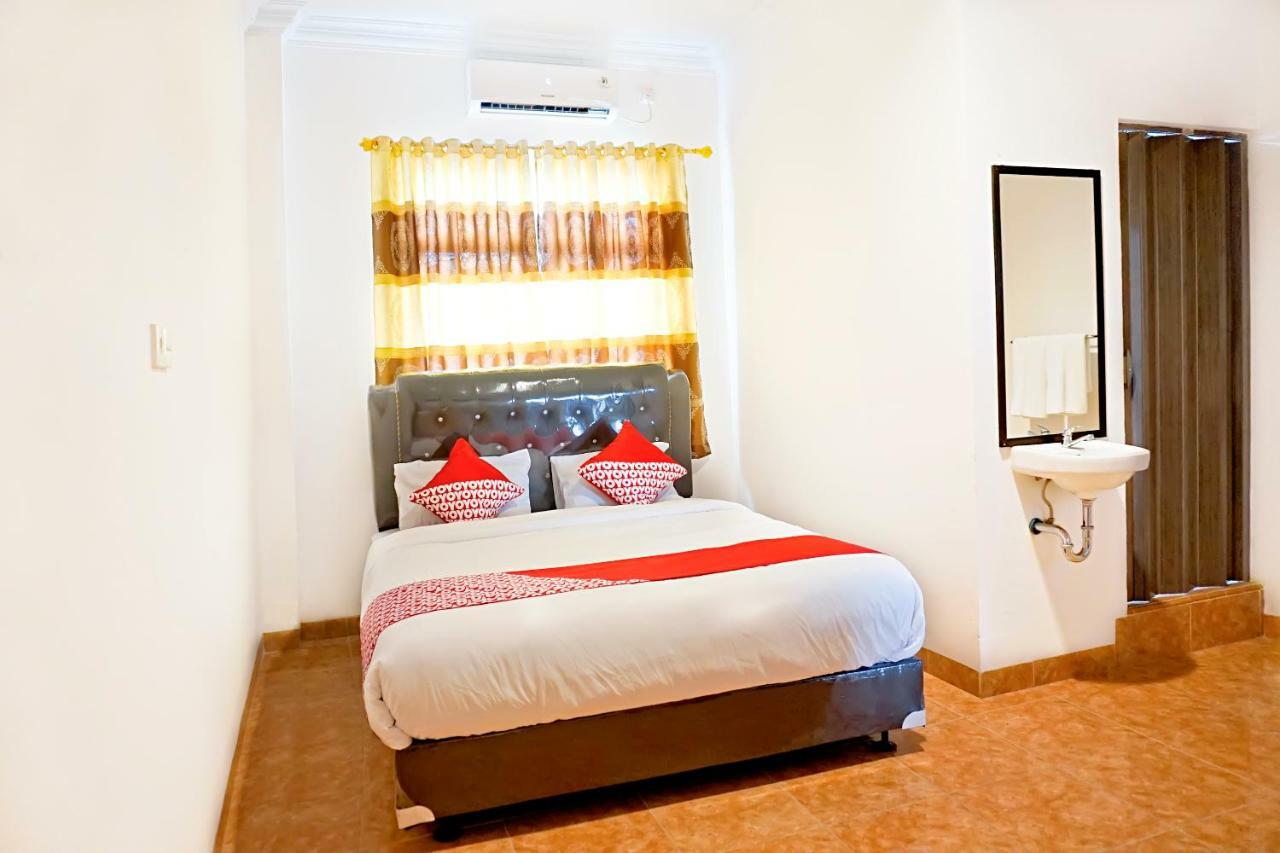 Oyo 694 Khasanah Residence Пеканбару Екстериор снимка