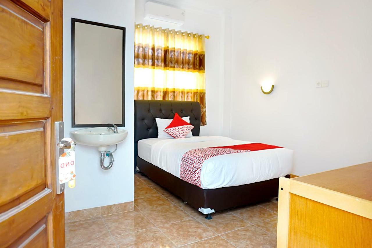 Oyo 694 Khasanah Residence Пеканбару Екстериор снимка